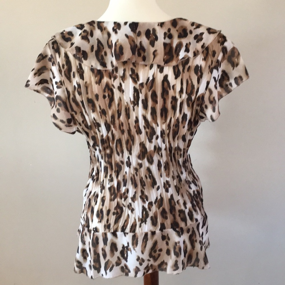 Animal Print Top 🐯 - Picture 3 of 6